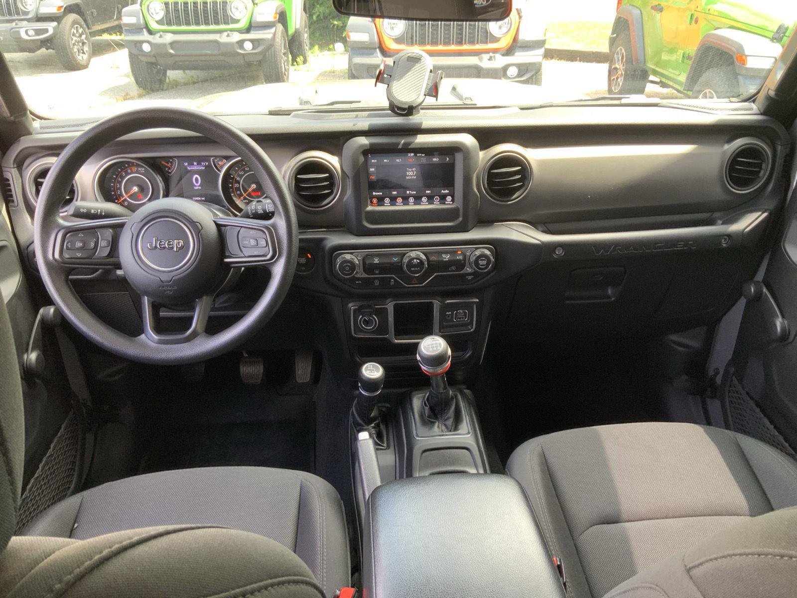Used 2022 Jeep Wrangler Unlimited Sport AWD/4WD image 44