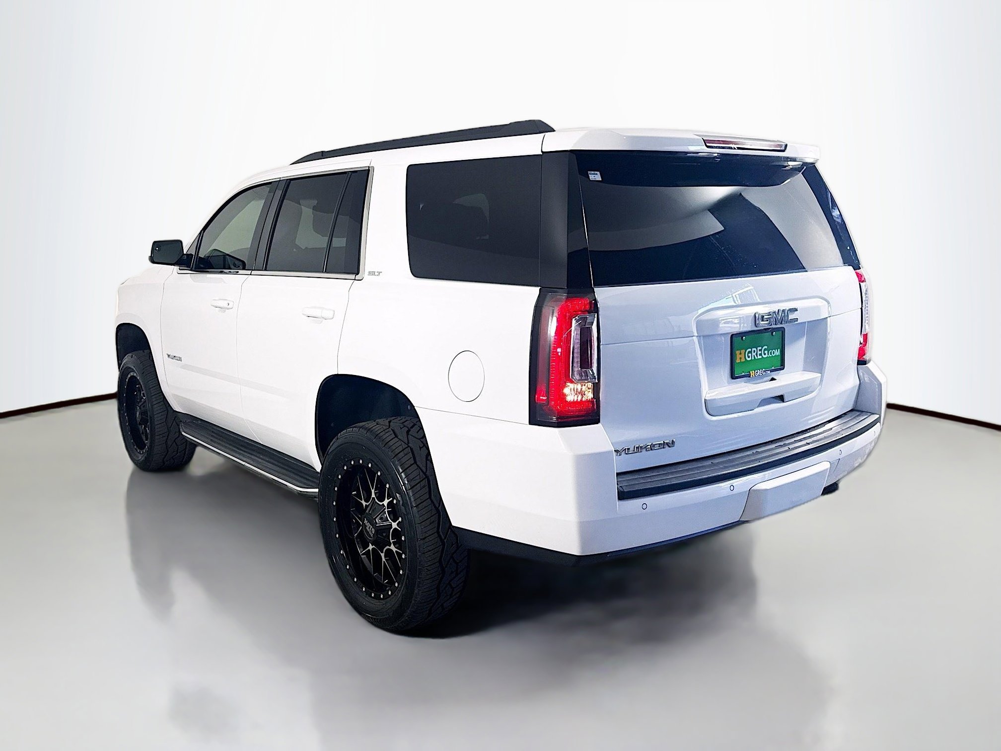Used 2018 GMC Yukon SLT w/ HD Trailering Package image 7