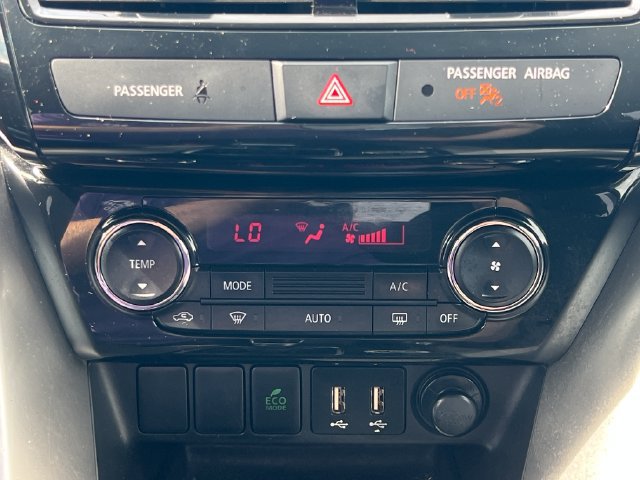 Used 2022 Mitsubishi Eclipse Cross LE AWD/4WD image 23