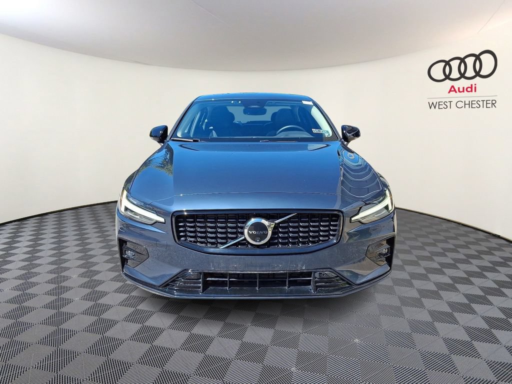 Used 2024 Volvo S60 B5 Plus AWD/4WD image 2