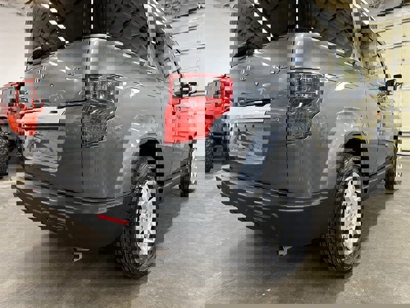 Used 2011 Honda Element EX image 32