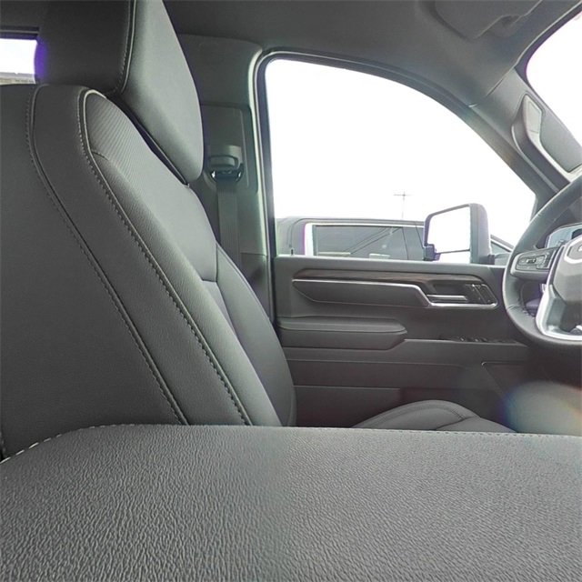 New 2025 GMC Sierra 2500 SLT image 28