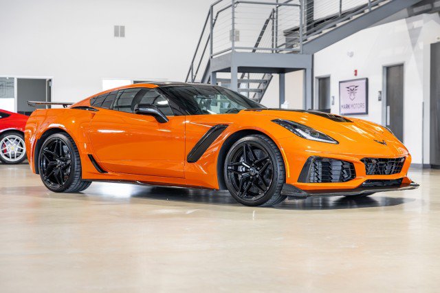 Used 2019 Chevrolet Corvette ZR1 RWD image 8