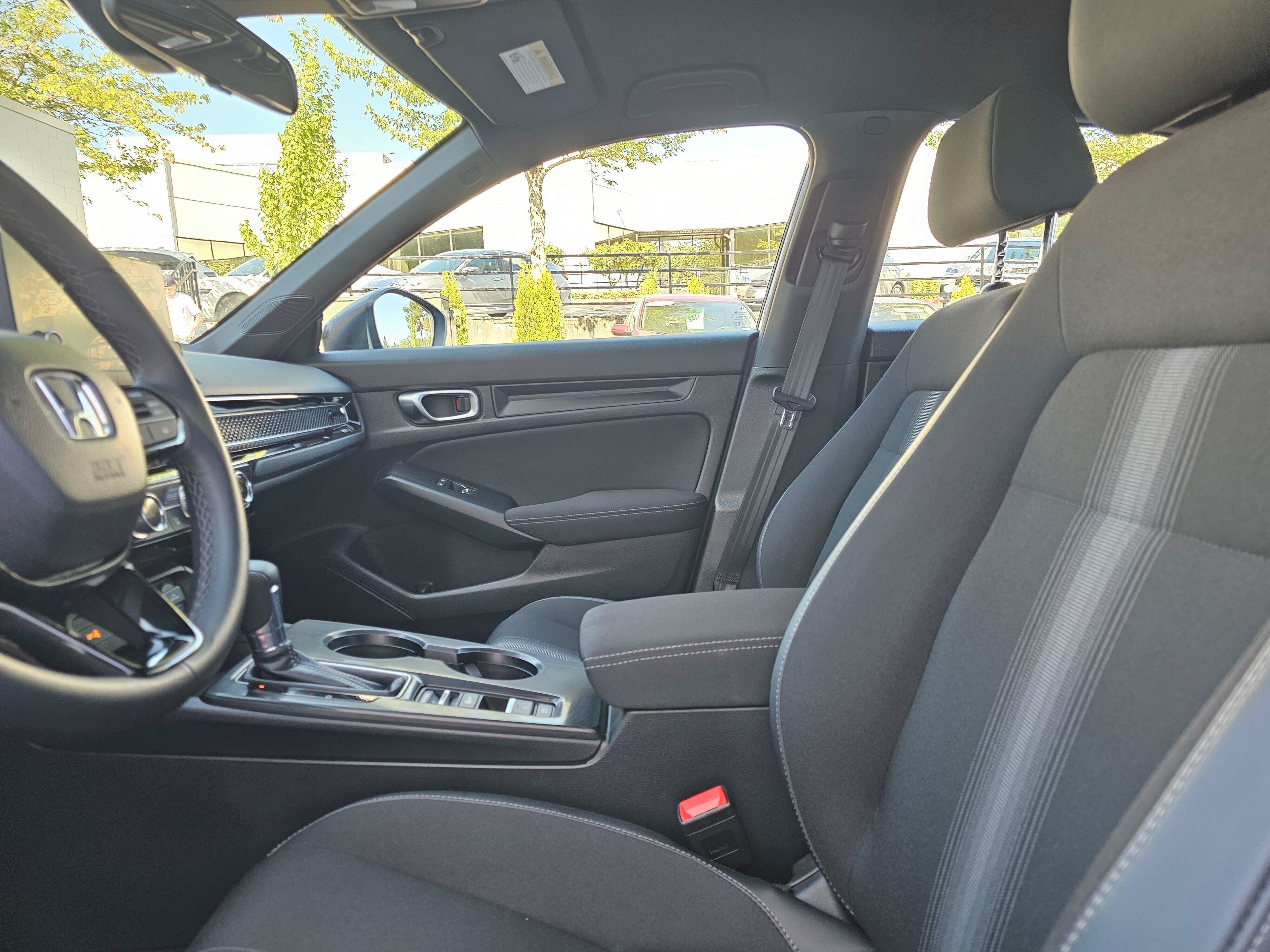 Used 2023 Honda Civic Sport image 23