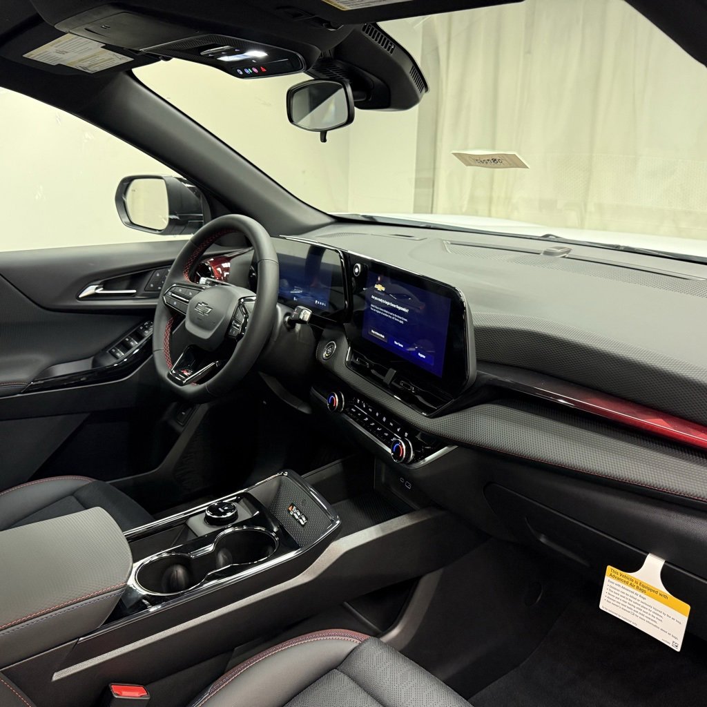 New 2026 Chevrolet Equinox RS w/ Convenience Package III FWD image 16