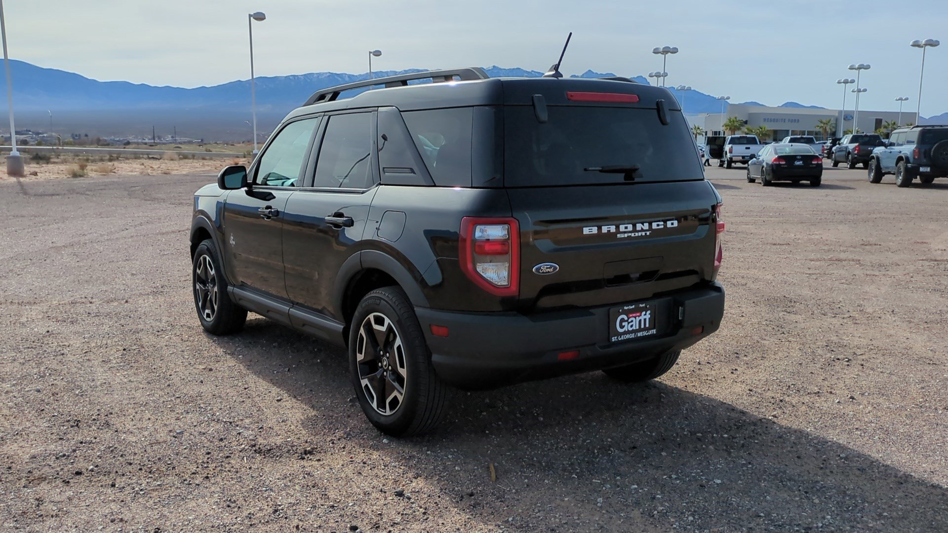 Used 2023 Ford Bronco Sport Outer Banks w/ Tech Package image 5