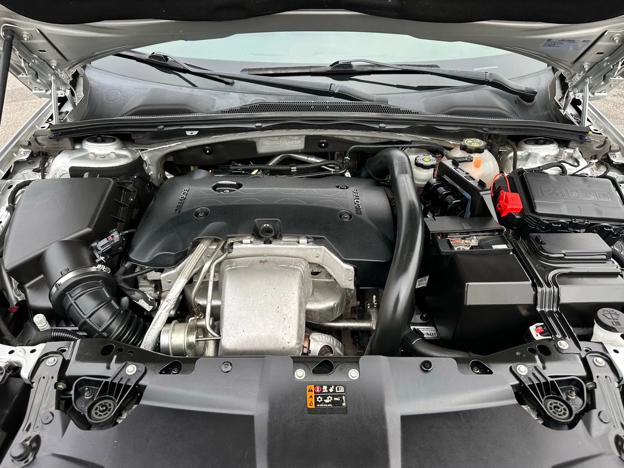 Used 2018 Buick Regal Essence image 20