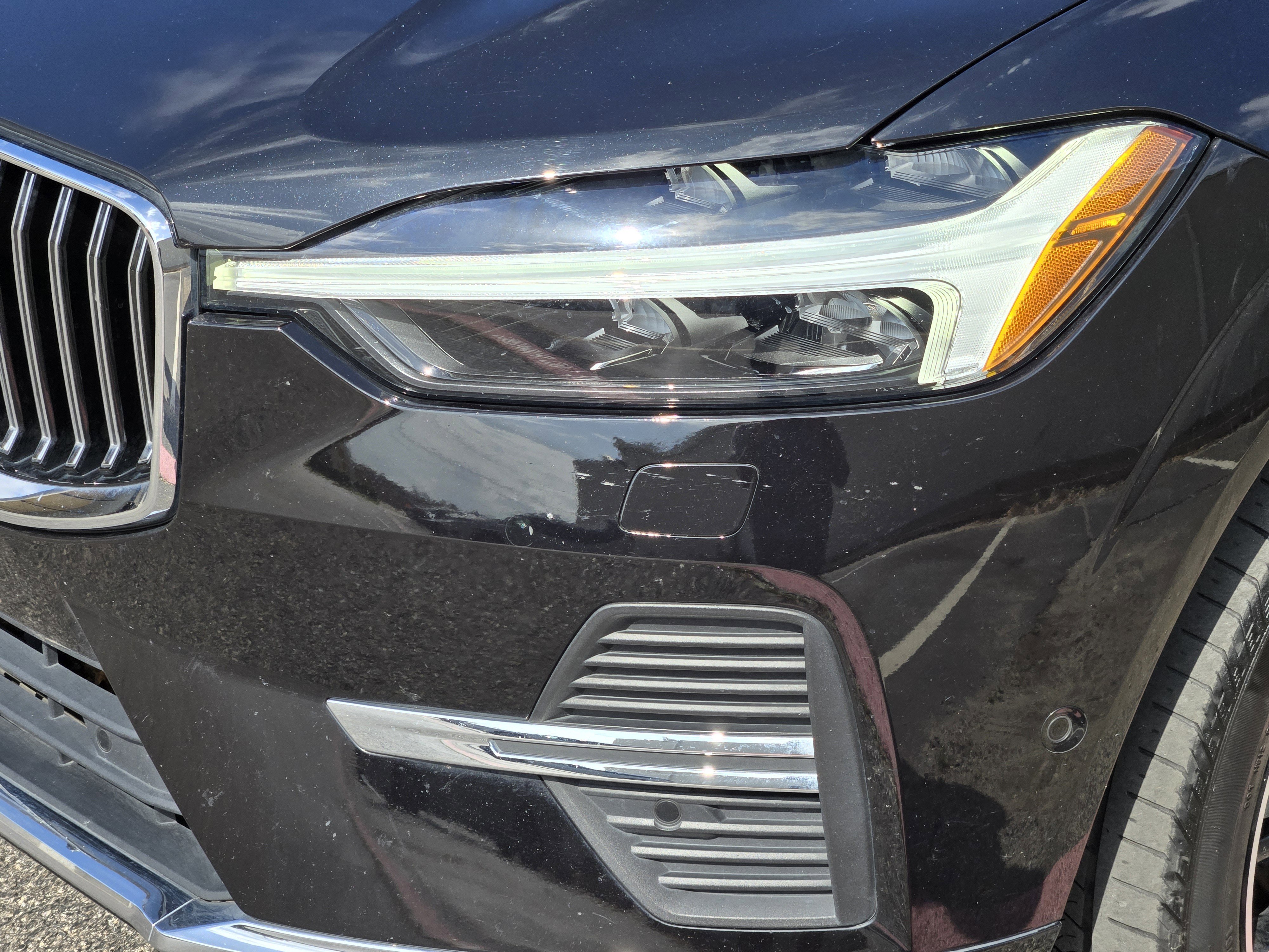Used 2023 Volvo XC60 B5 Plus w/ Climate Package image 48