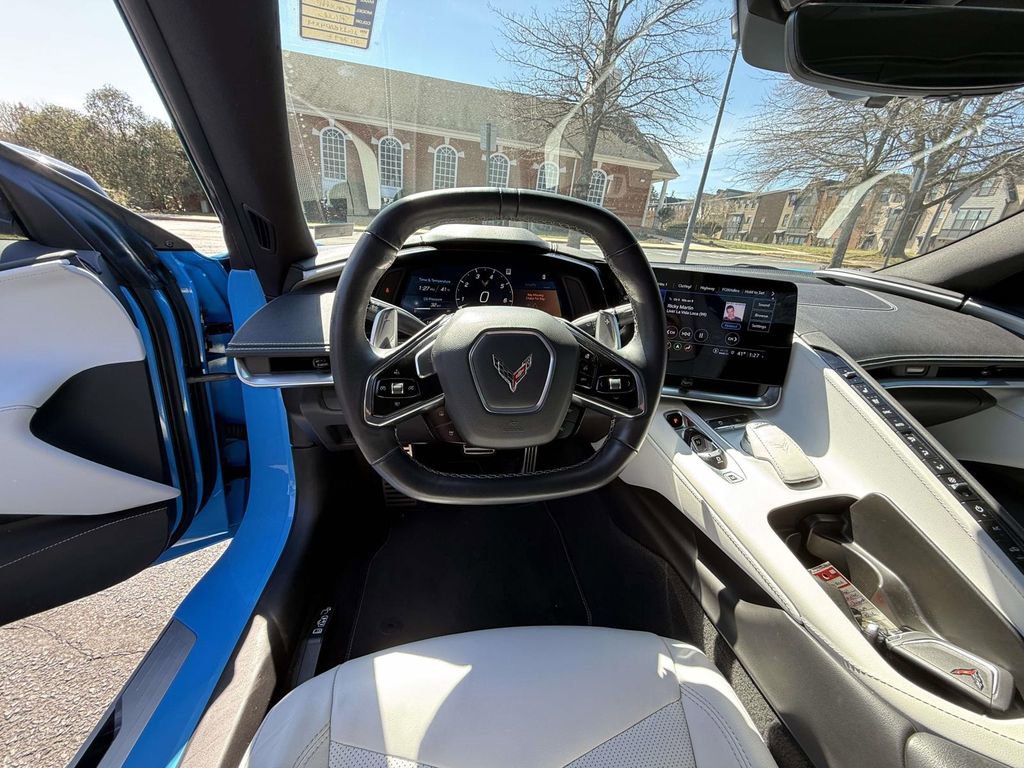 Used 2021 Chevrolet Corvette Stingray Preferred Cpe w/ 2LT image 8