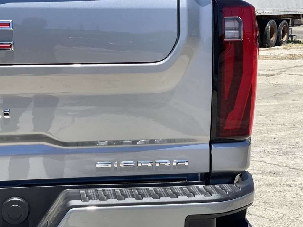 New 2026 GMC Sierra 2500 Denali w/ Denali Reserve Package AWD/4WD image 32