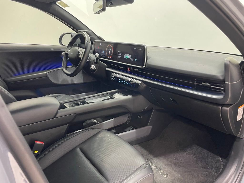 Used 2024 Hyundai Ioniq 6 Limited image 24