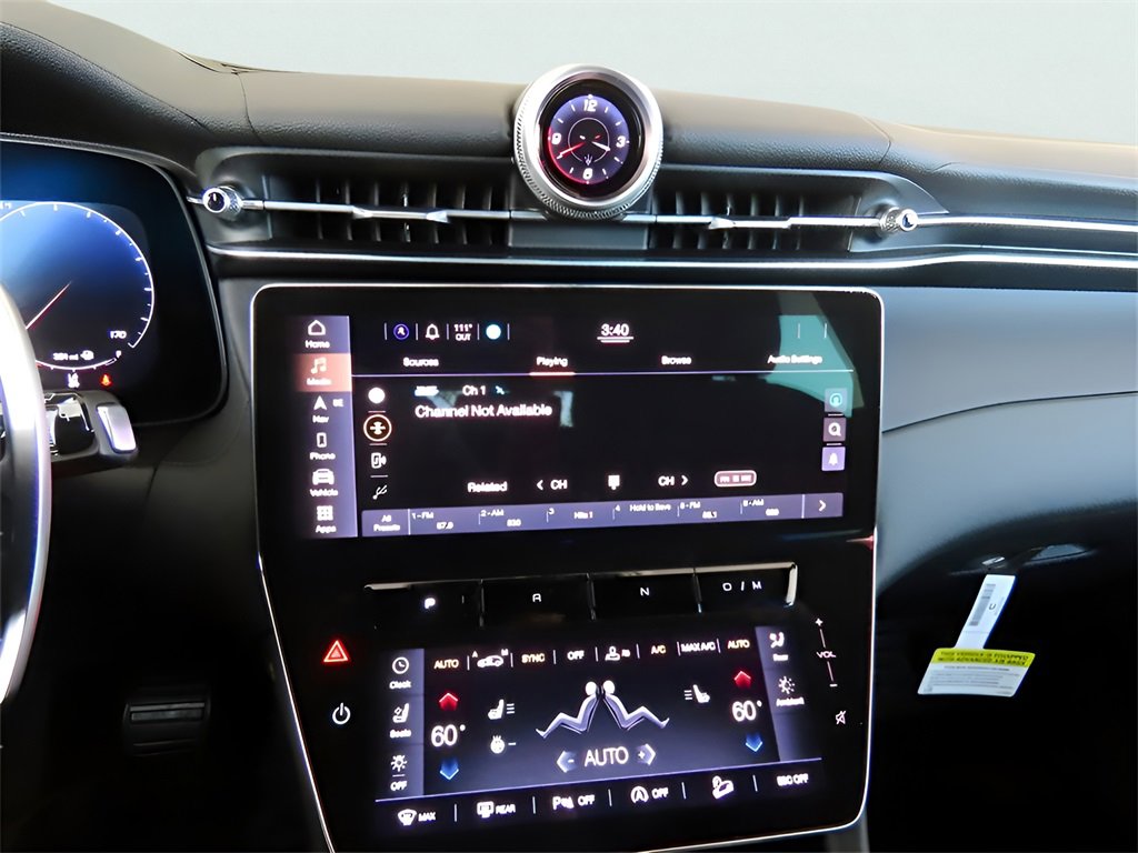 New 2024 Maserati Grecale GT image 31