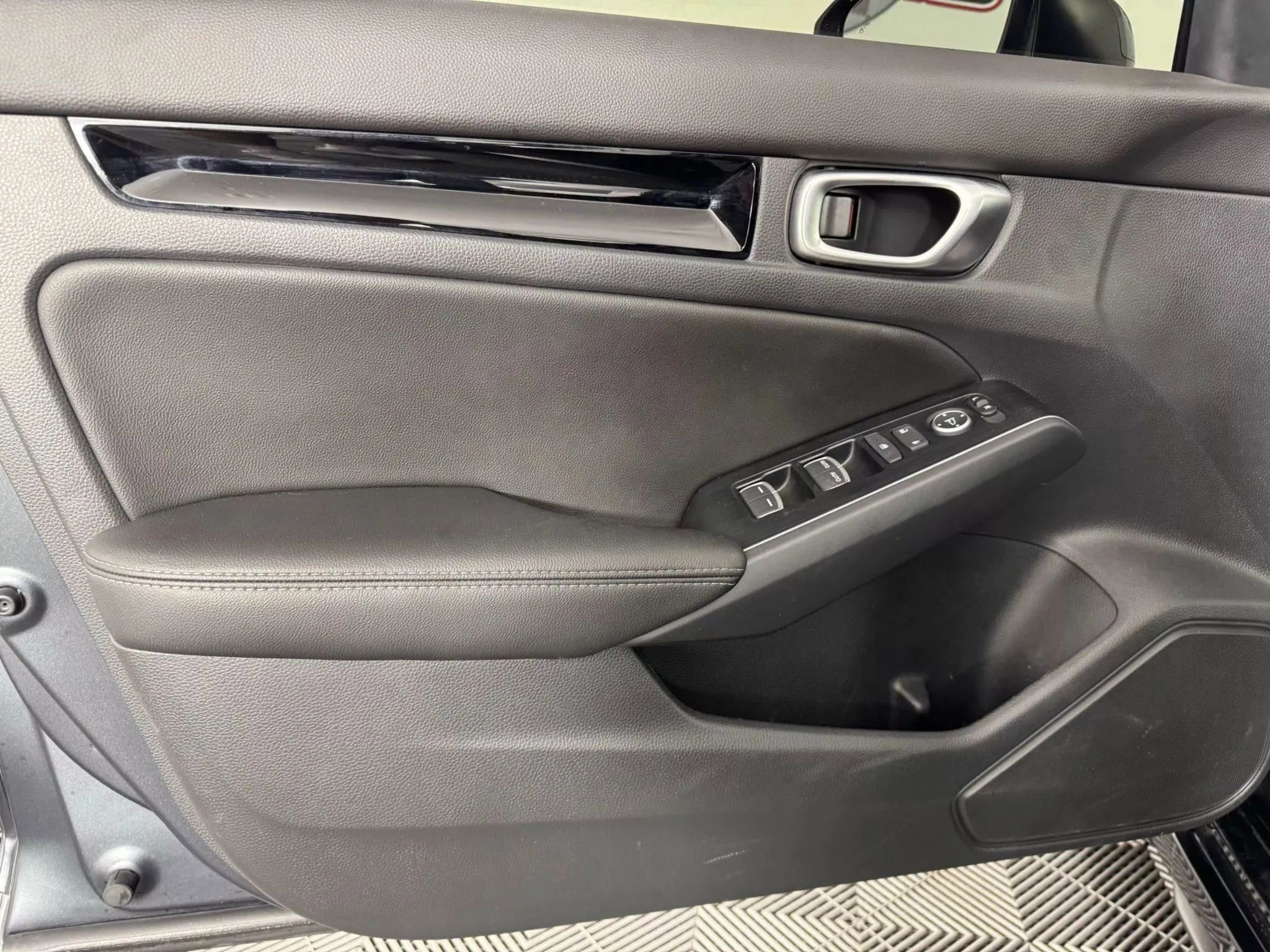 Used 2023 Honda Civic Sport Touring image 39