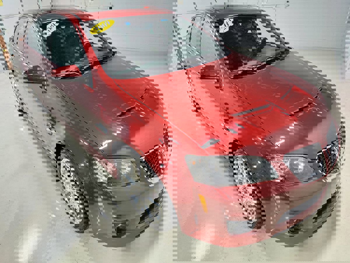 Used 2009 Pontiac G8 GXP image 2