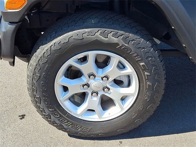 Used 2021 Jeep Wrangler Sport image 29