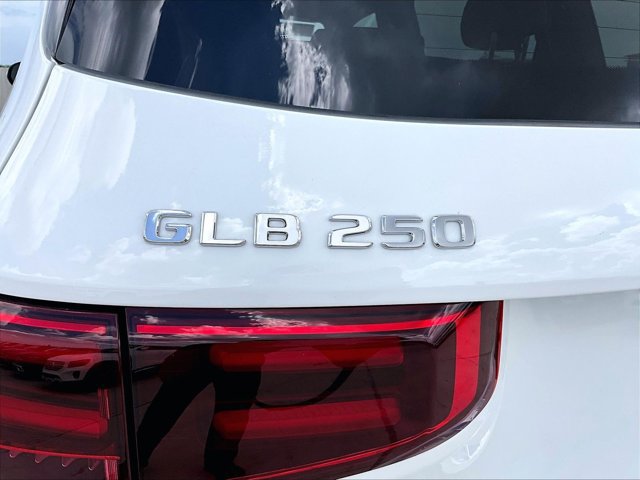 New 2026 Mercedes-Benz GLB 250 image 28