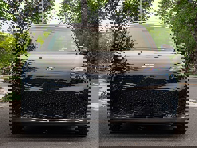 Used 2025 Genesis GV60 RWD image 5