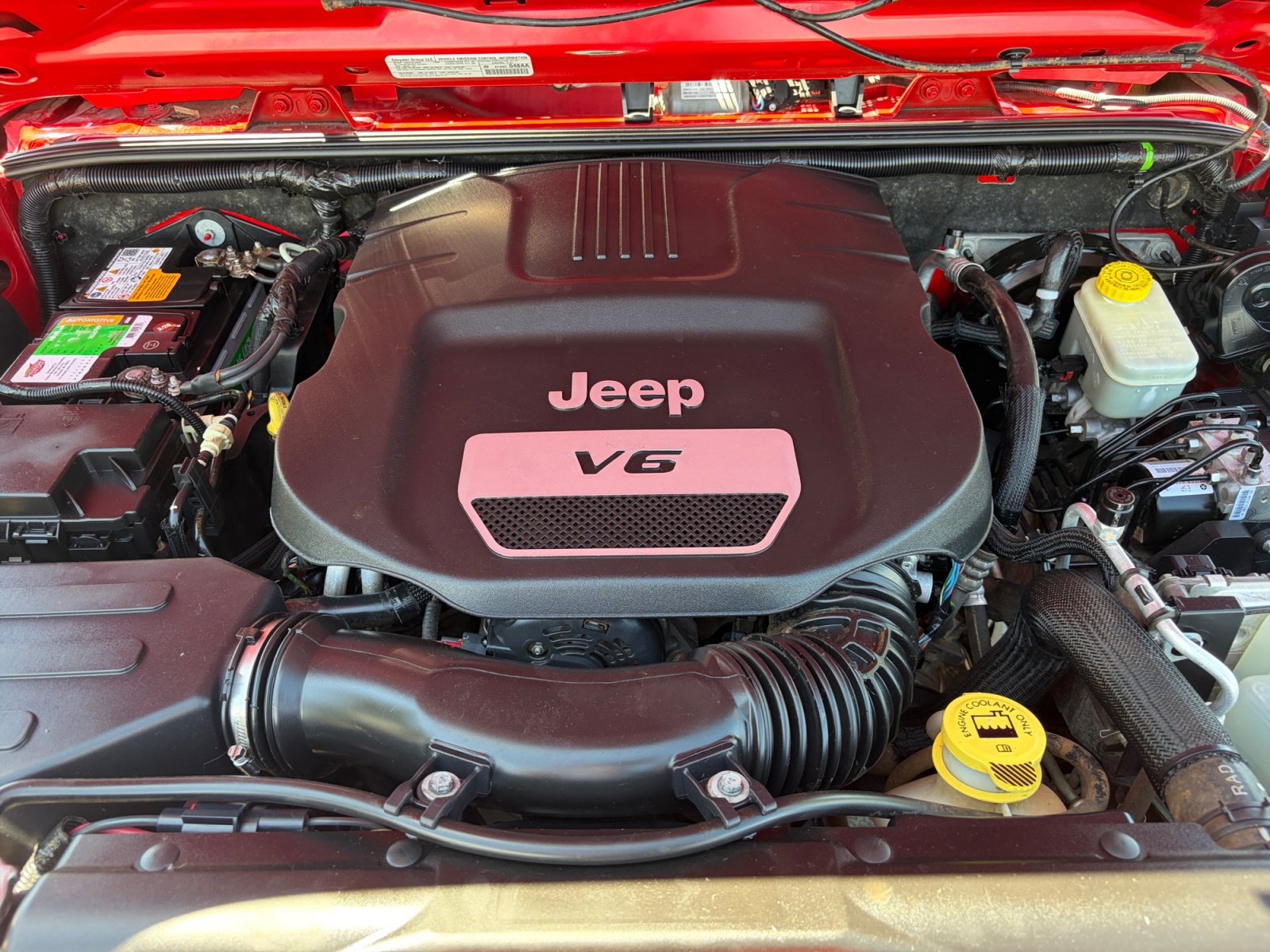 Used 2014 Jeep Wrangler Sport w/ Quick Order Package 24S AWD/4WD image 27