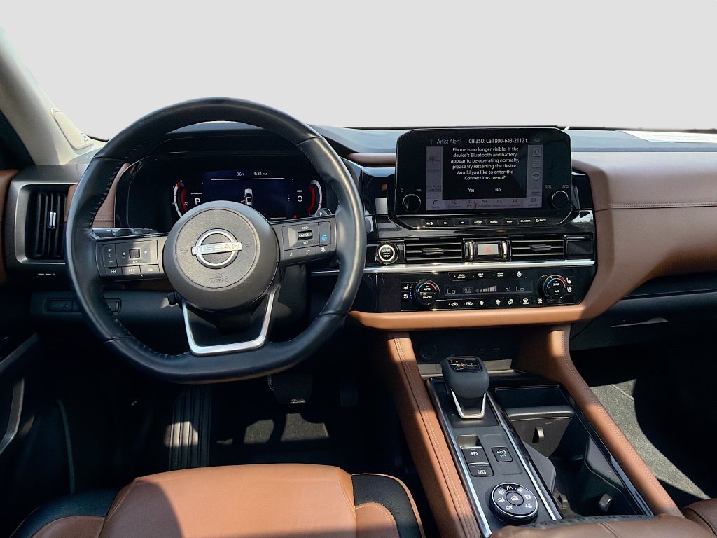 Used 2023 Nissan Pathfinder Platinum w/ Cargo Package AWD/4WD image 24