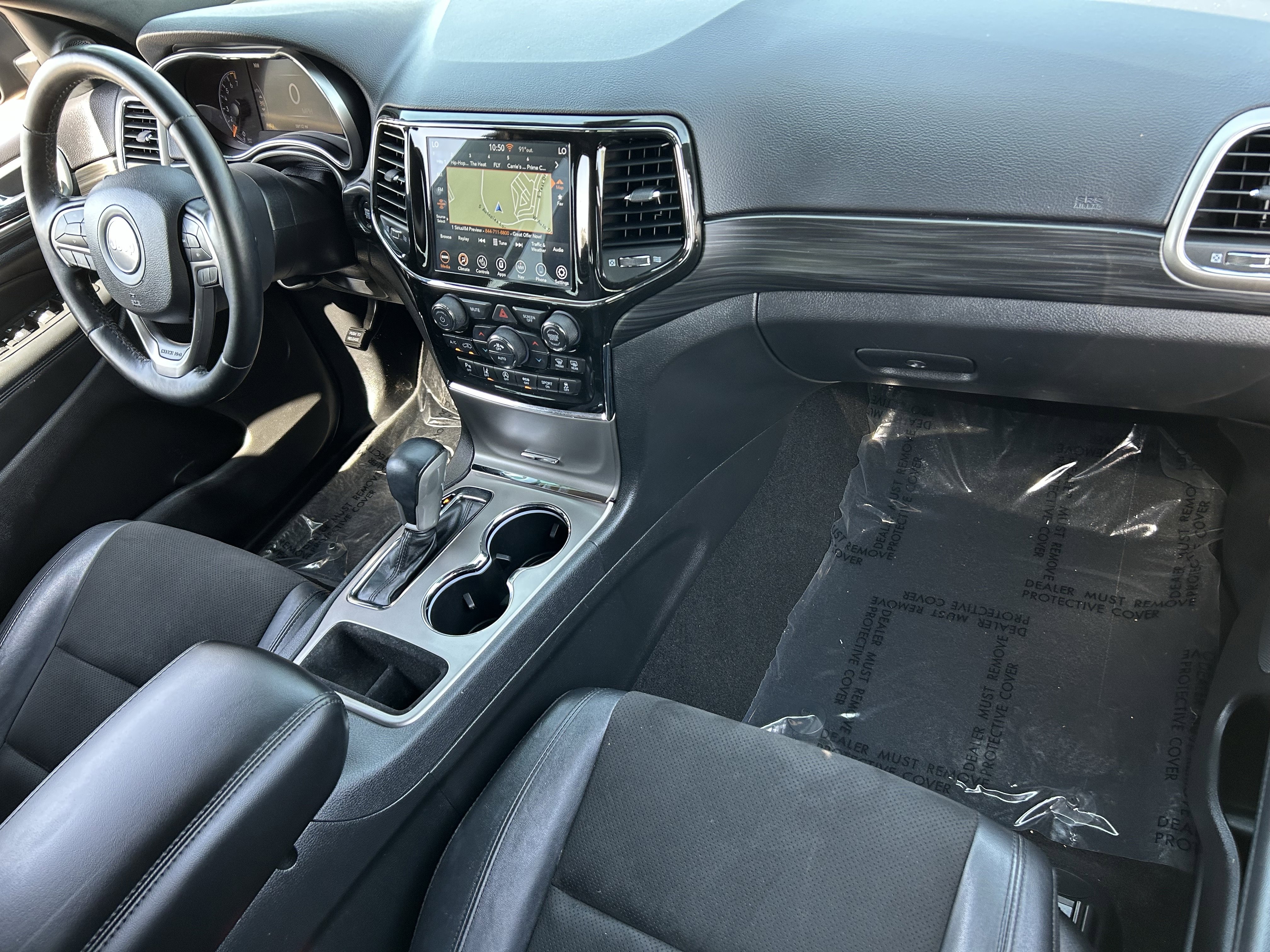Certified 2021 Jeep Grand Cherokee Laredo X AWD/4WD image 12
