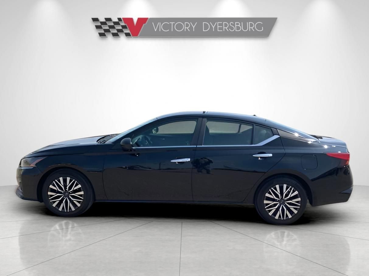 Used 2025 Nissan Altima 2.5 SV image 5