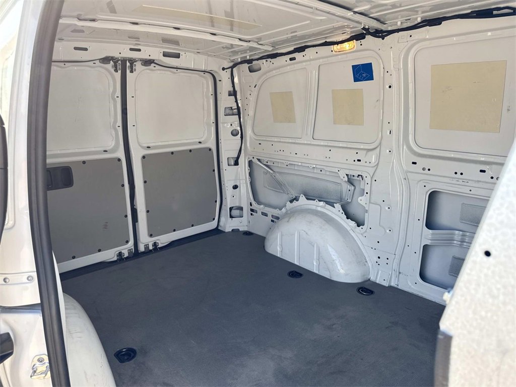 Used 2023 Mercedes-Benz Metris image 12