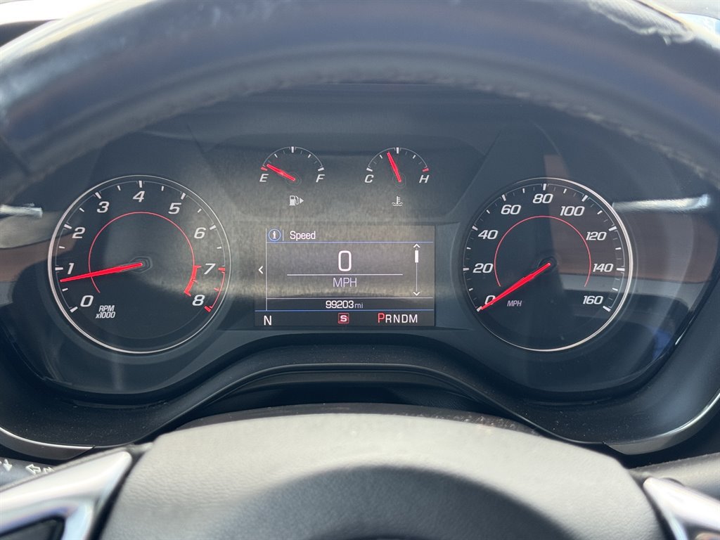 Used 2020 Chevrolet Camaro LT RWD image 7