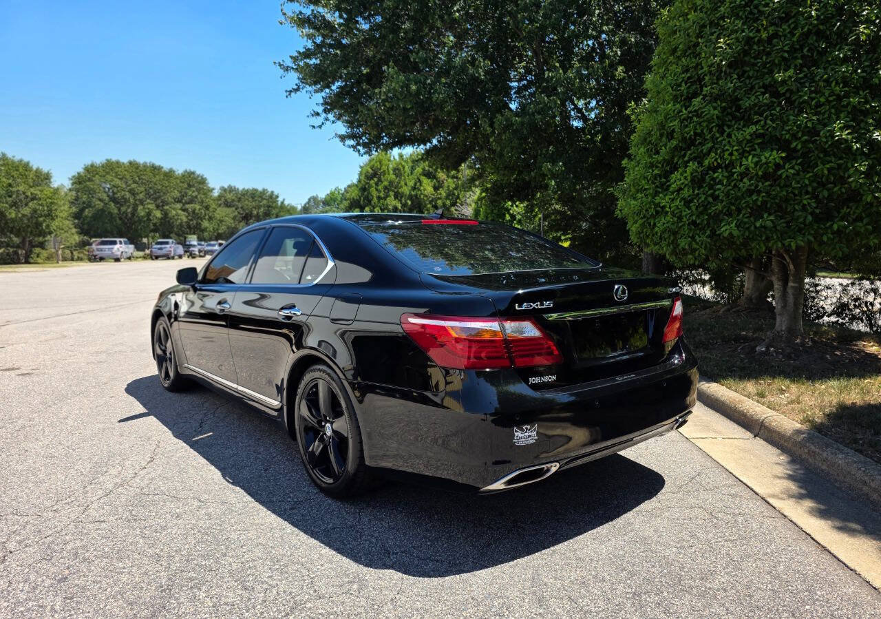 Used 2010 Lexus LS 460 RWD image 3