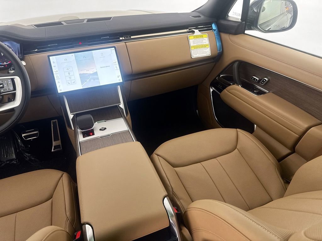 New 2026 Land Rover Range Rover Long Wheelbase SE AWD/4WD image 22