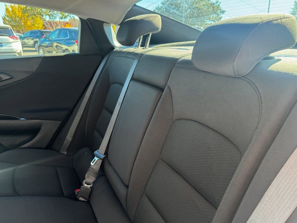 Used 2024 Chevrolet Malibu LT image 18