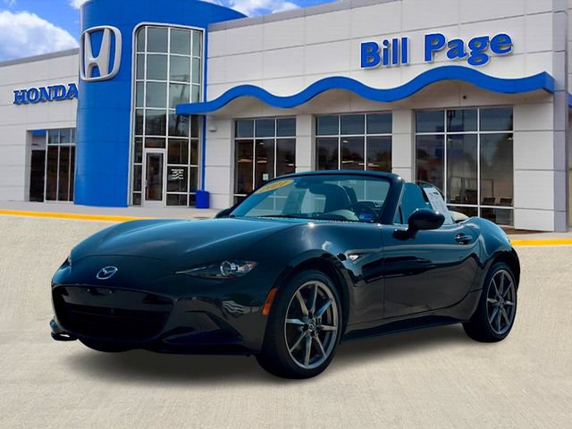Used 2021 MAZDA MX-5 Miata Grand Touring RWD image 2