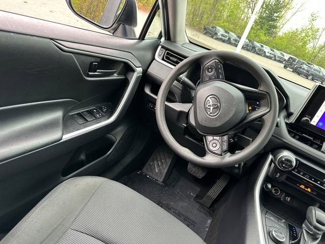 Used 2024 Toyota RAV4 LE AWD/4WD image 20