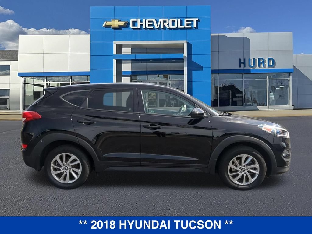 Used 2018 Hyundai Tucson SE AWD/4WD image 3