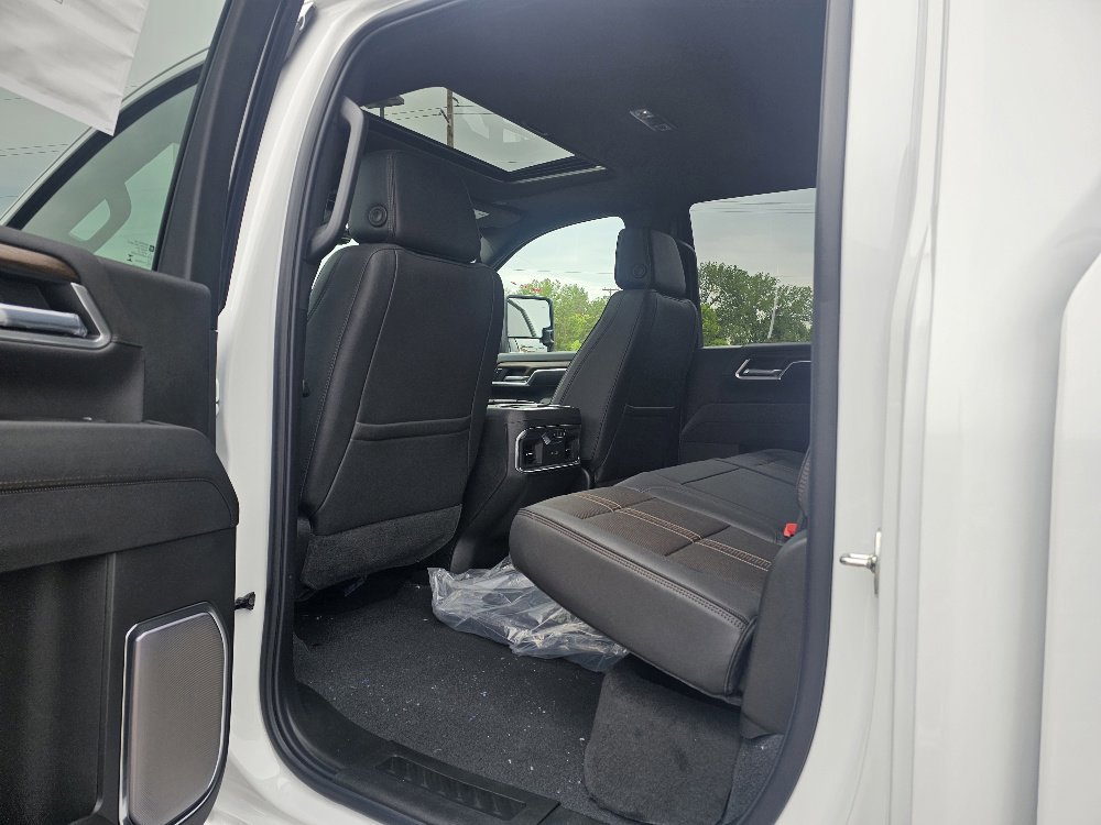 New 2025 Chevrolet Silverado 3500 High Country w/ Technology Package image 5