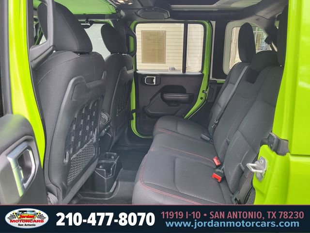 Used 2021 Jeep Wrangler Unlimited Rubicon AWD/4WD image 17