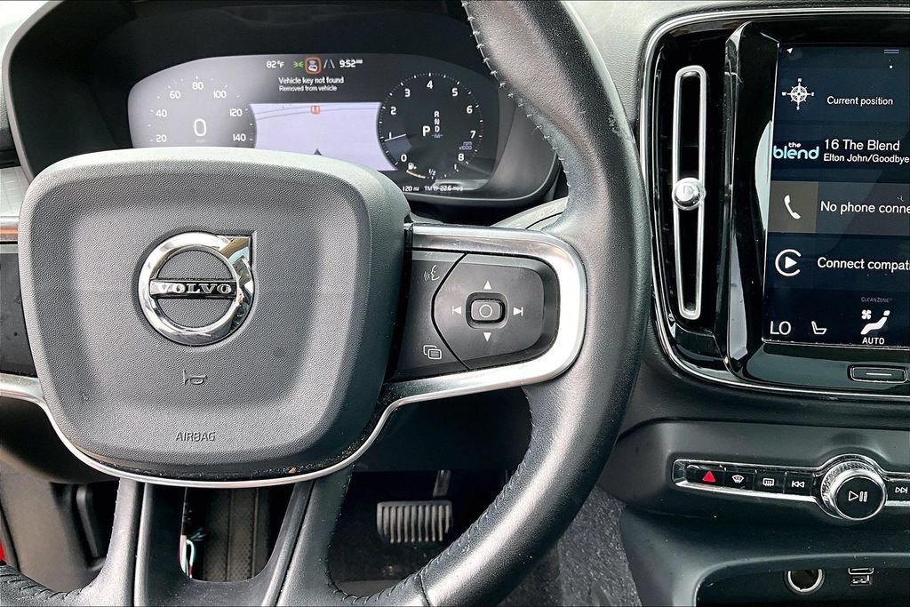 Used 2019 Volvo XC40 T5 Momentum AWD/4WD image 26