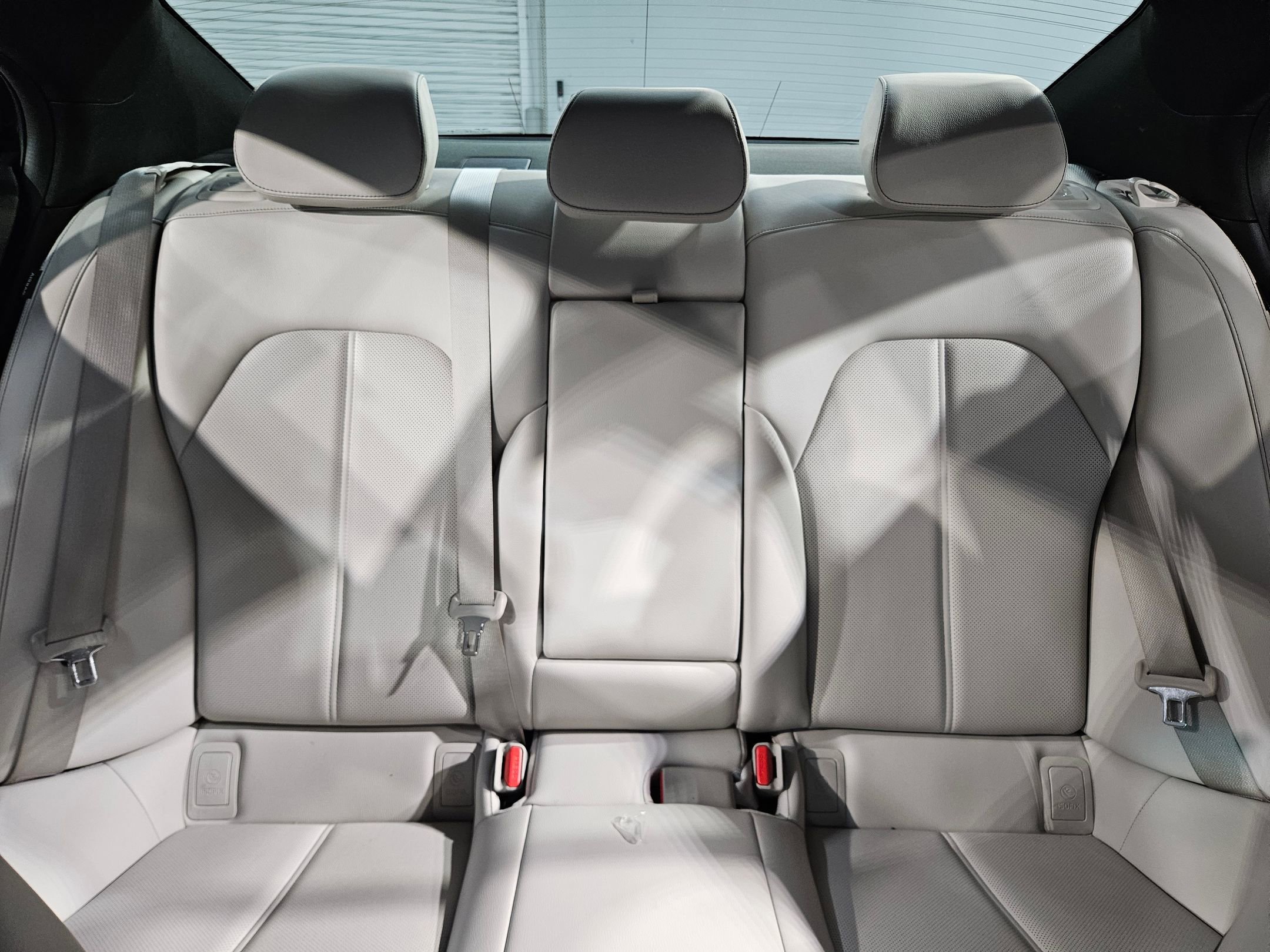 Used 2025 Genesis G70 2.5T RWD image 13