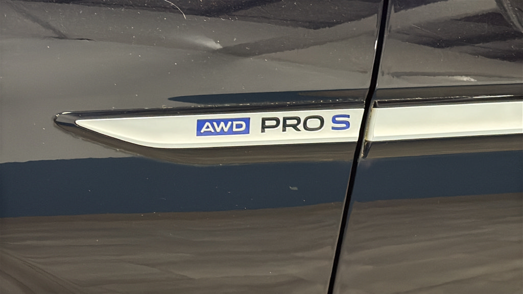 Used 2023 Volkswagen ID.4 Pro S AWD/4WD image 38