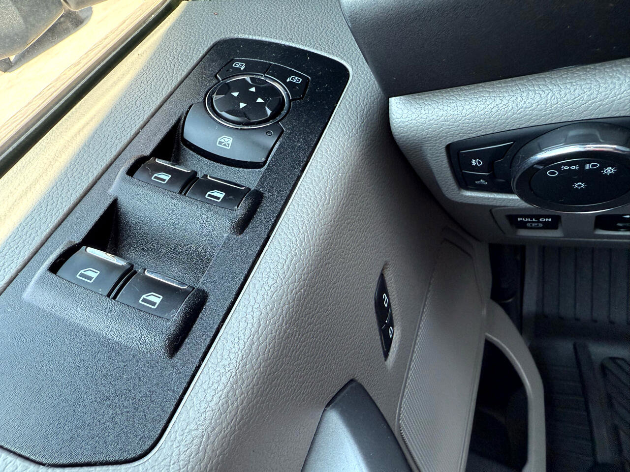 Used 2020 Ford F150 XLT w/ Equipment Group 302A Luxury image 26