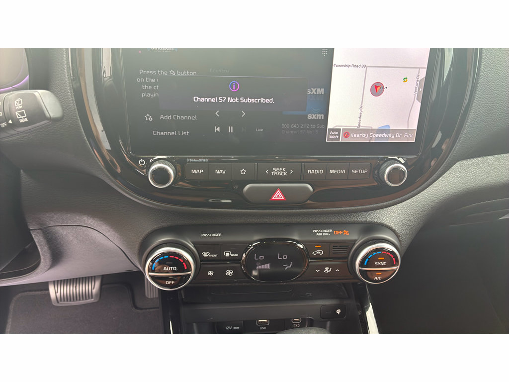 Used 2024 Kia Soul EX w/ Option Group 015 FWD image 16