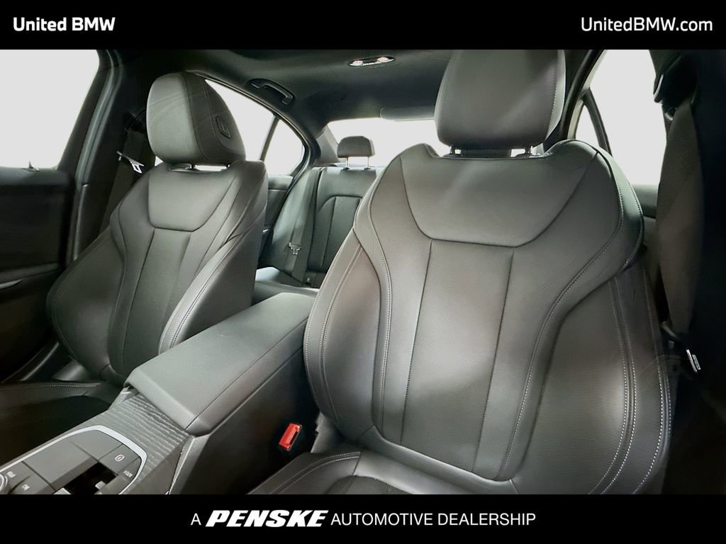 Certified 2025 BMW 330i Sedan image 5