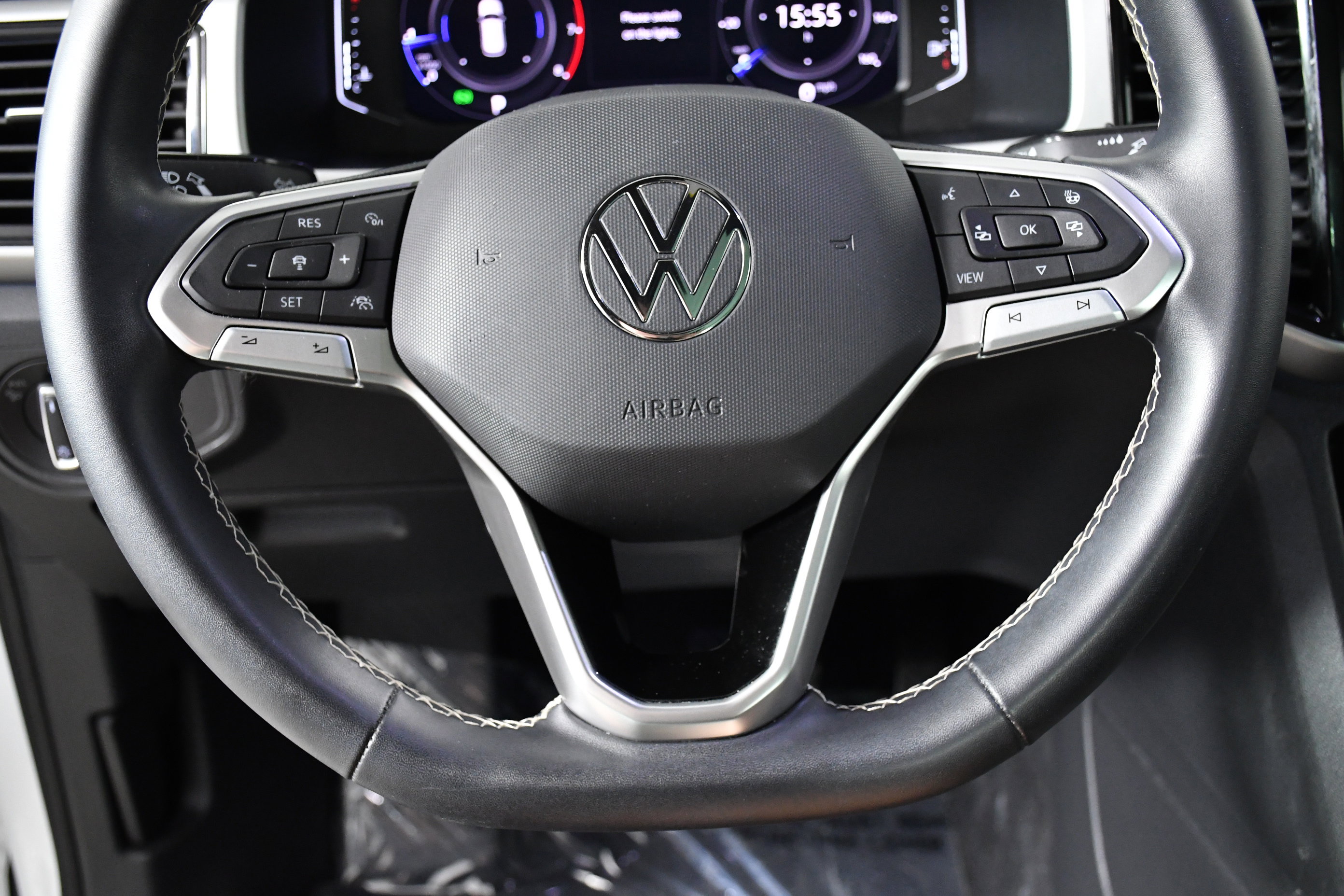 Used 2023 Volkswagen Atlas Cross Sport SEL image 10