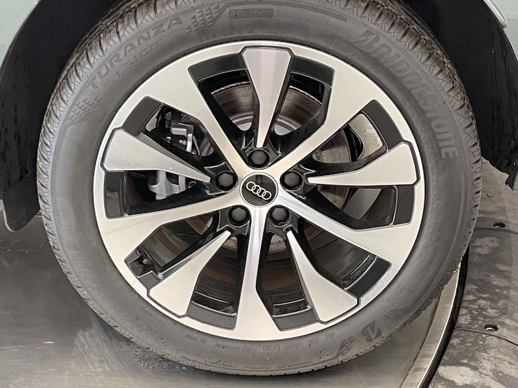 New 2026 Audi Q3 quattro 2.0T AWD/4WD image 12