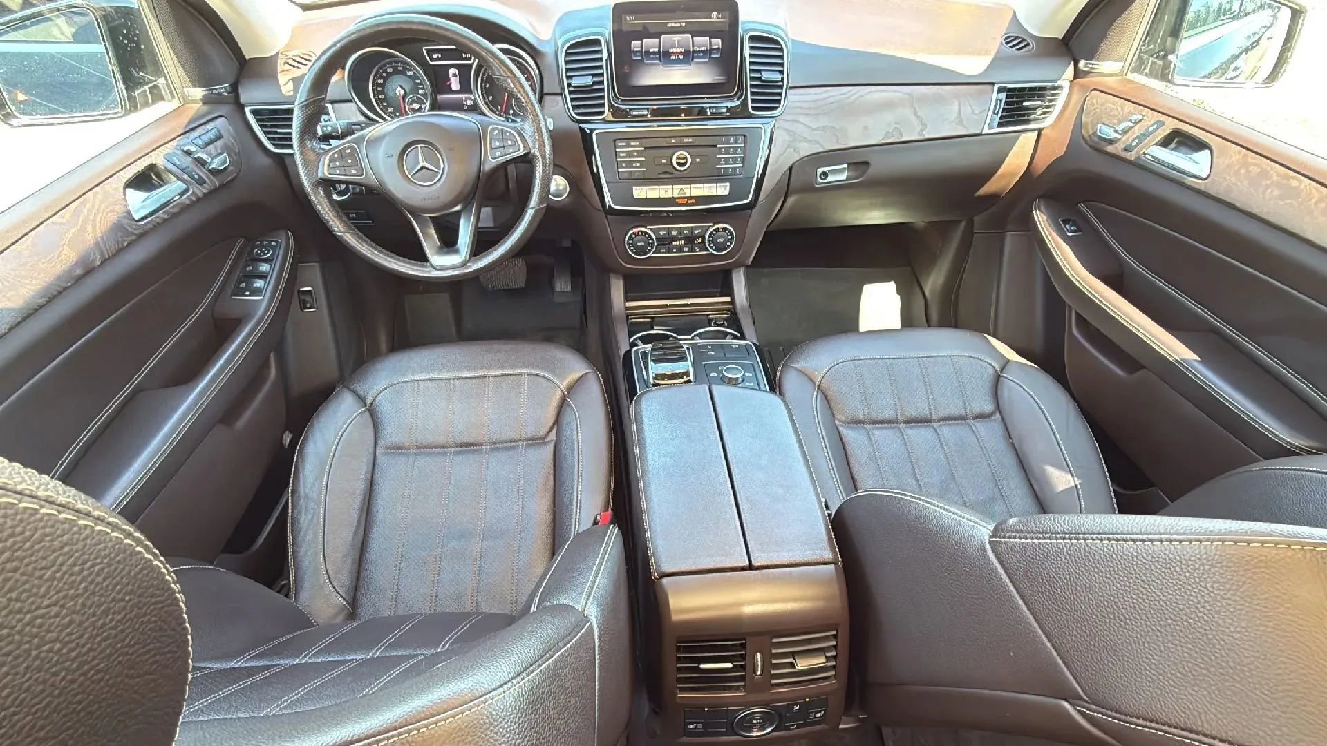 Used 2018 Mercedes-Benz GLE 350 4MATIC image 29