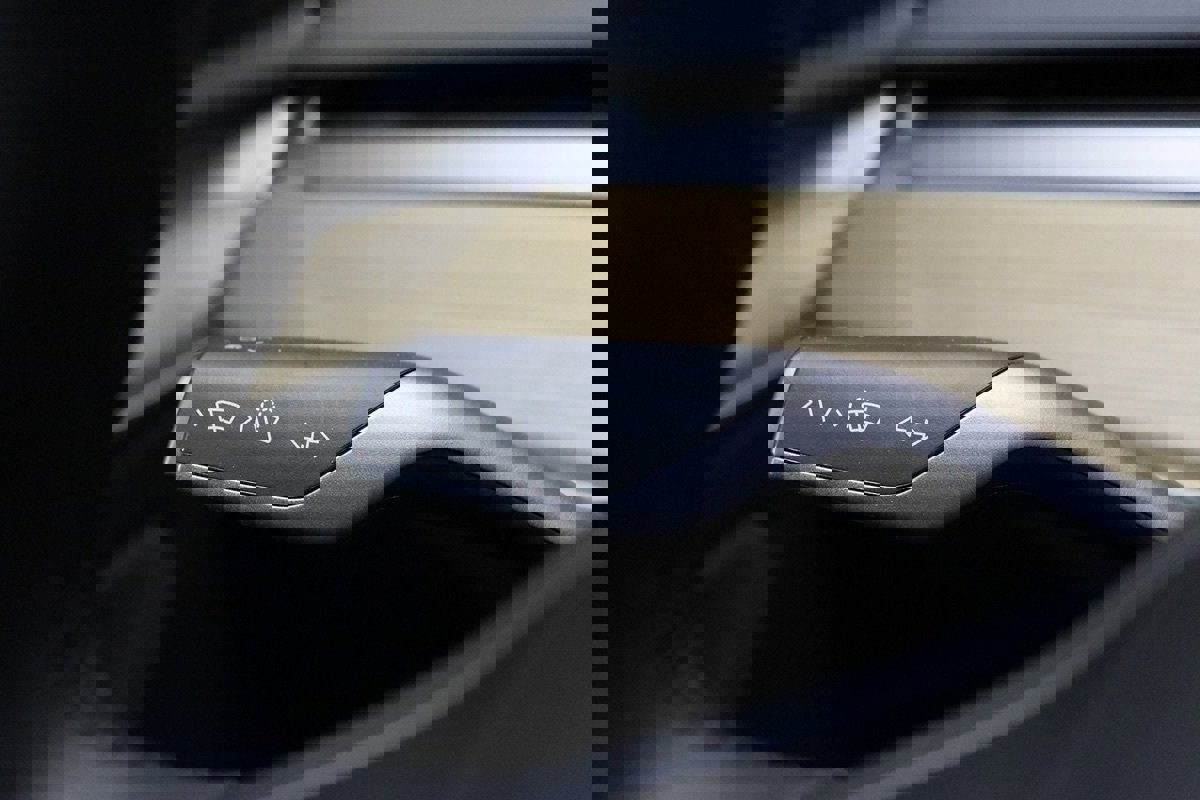 Used 2022 Tesla Model Y Performance image 40