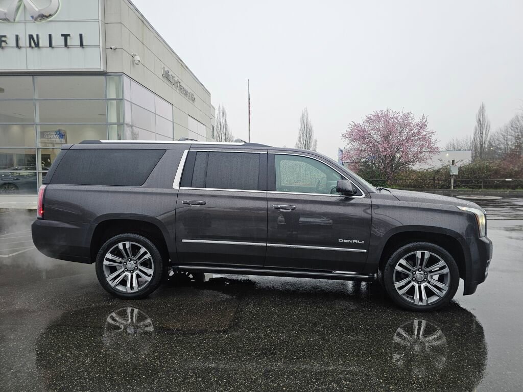 Used 2018 GMC Yukon XL Denali w/ Denali Ultimate Package image 8
