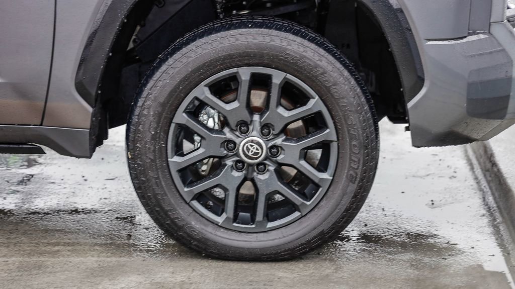 Used 2024 Toyota Tundra Platinum image 10