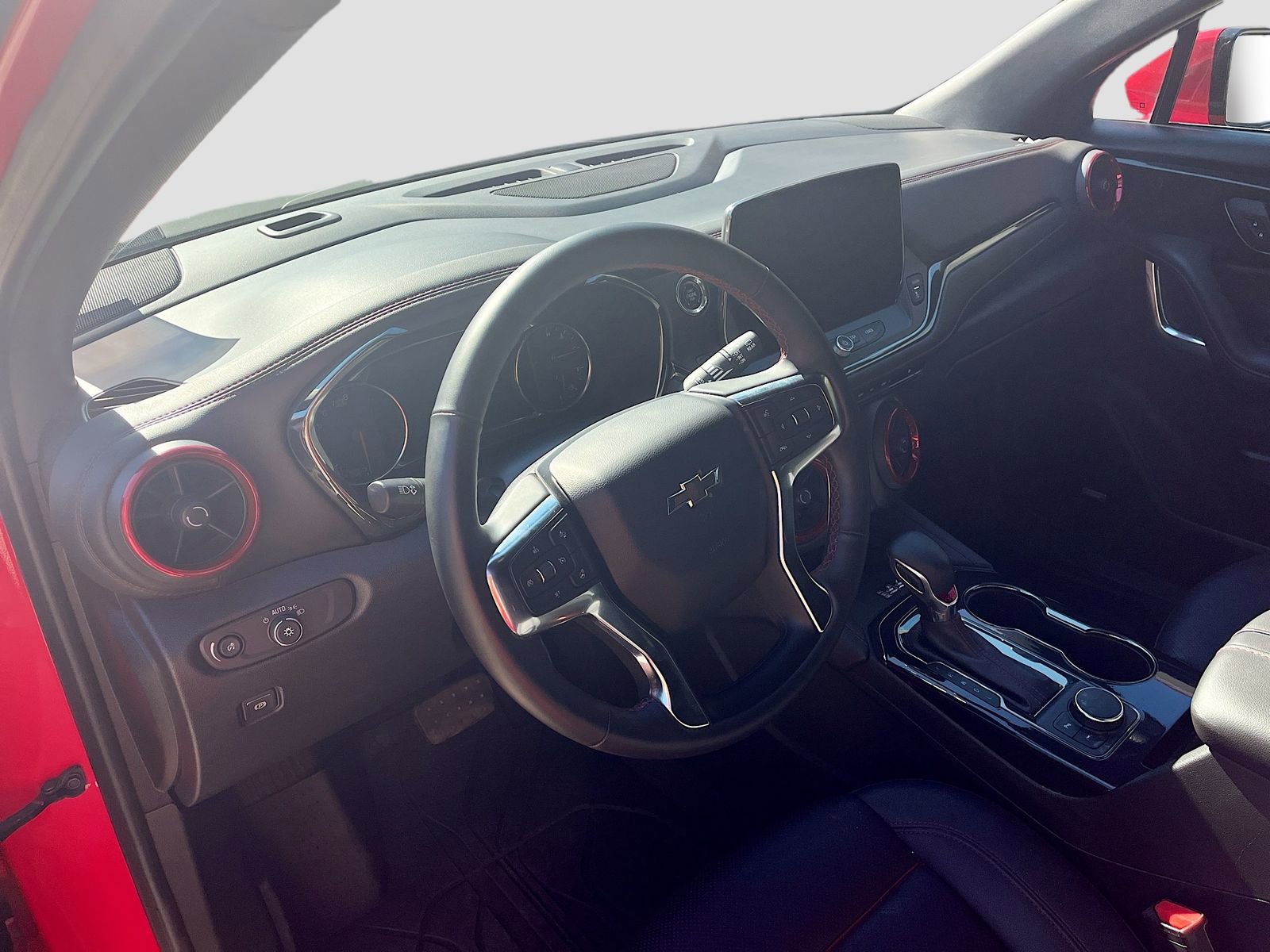 Used 2024 Chevrolet Blazer RS w/ LPO, Floor Liner Package FWD image 9