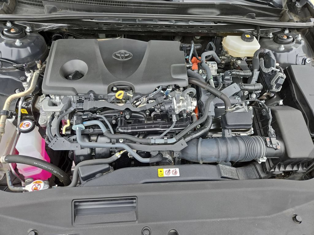 Used 2025 Toyota Camry LE FWD image 33
