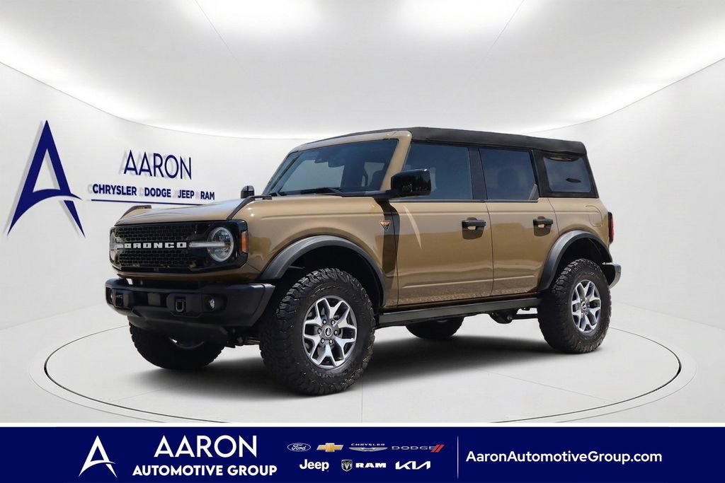 Used 2025 Ford Bronco Badlands AWD/4WD image 1